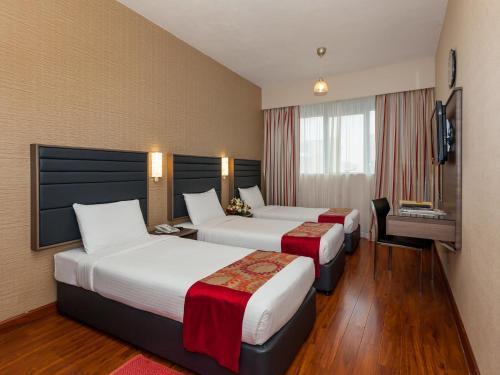 Oasis Deira Hotel Дубай Екстер'єр фото