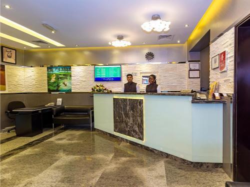 Oasis Deira Hotel Дубай Екстер'єр фото