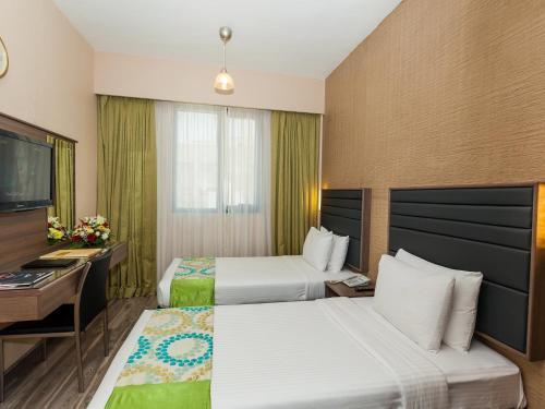 Oasis Deira Hotel Дубай Екстер'єр фото
